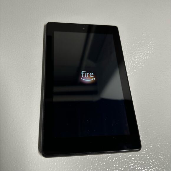 2019 Amazon Fire 7 Tablet (7" display, 32 GB) - Black 9th Generation + Case - Picture 5 of 5